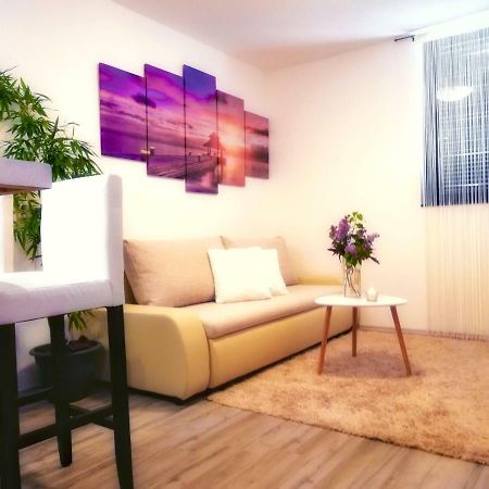 Nokturno Apartment, Self Check-In Porec Esterno foto