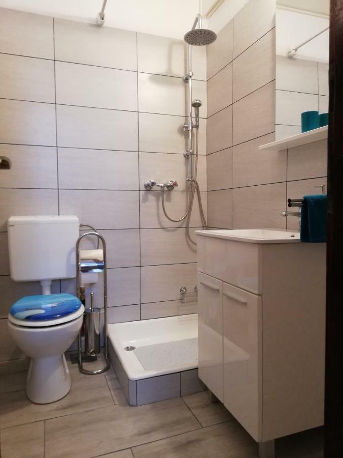 Nokturno Apartment, Self Check-In Porec Esterno foto