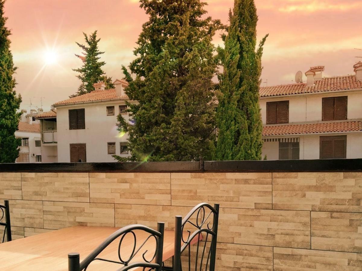 Nokturno Apartment, Self Check-In Porec Esterno foto